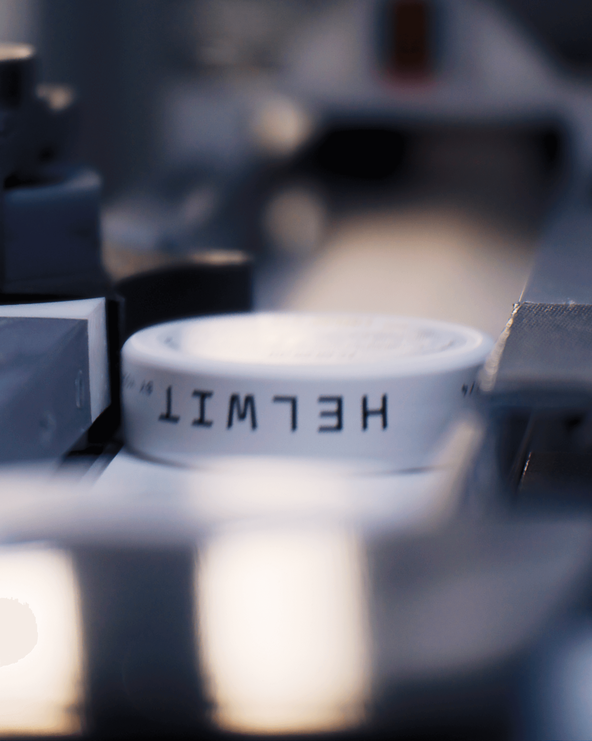 Helwit brand header